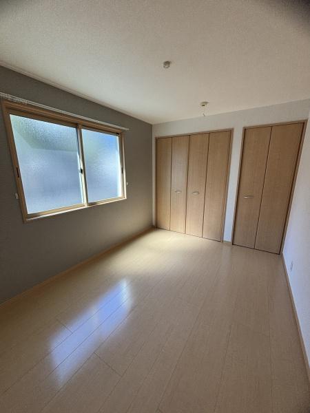 堺市西区草部のアパート