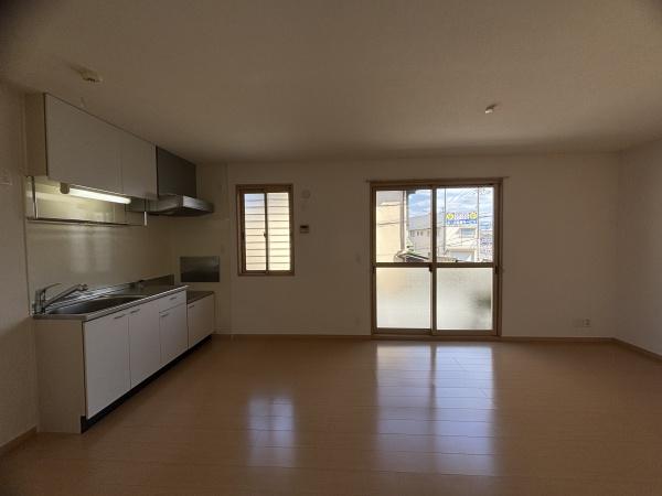 堺市西区草部のアパート
