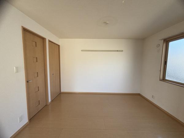 堺市西区草部のアパート