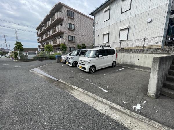 高石市取石５丁目のアパート