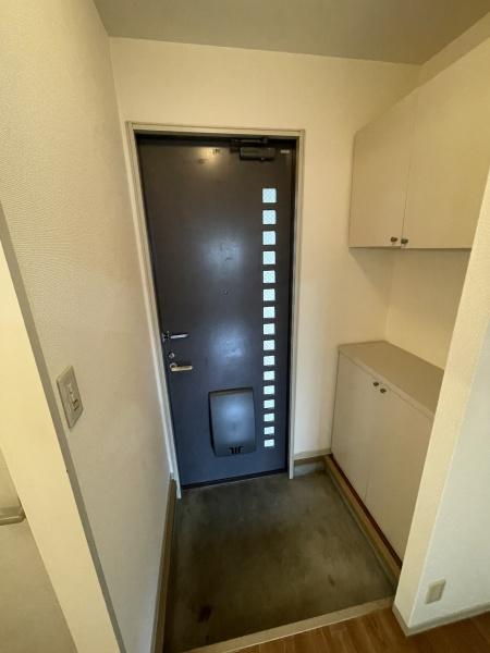高石市取石５丁目のアパート