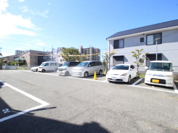 堺市西区鳳東町６丁のアパート
