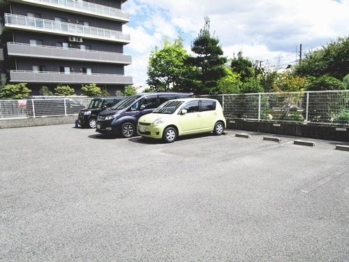 フローラ東館