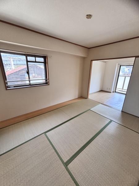 堺市西区浜寺石津町東２丁のマンション