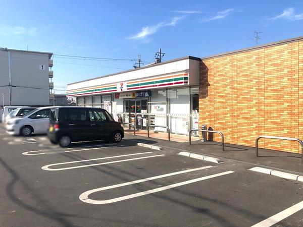 メゾンドソレイユ(セブンイレブン泉佐野長滝店)