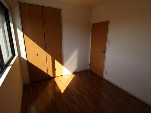 泉大津市東豊中町２丁目のアパート
