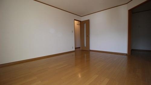 アプリコットハウス