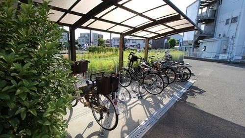 アプリコットハウス