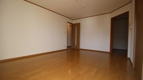 アプリコットハウス