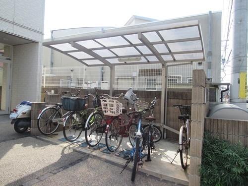 シャーメゾンからたち