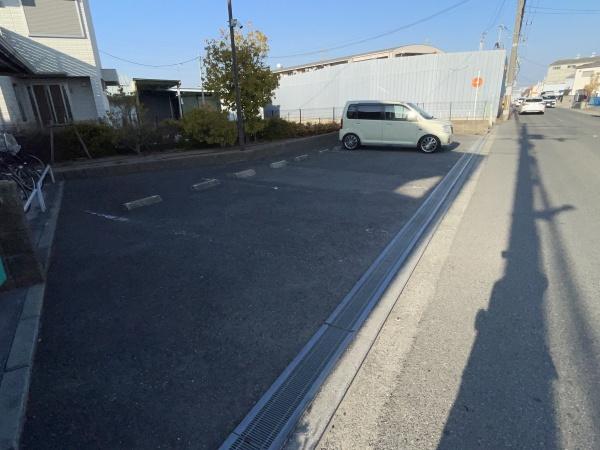 堺市西区草部のアパート