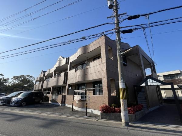 堺市西区草部のアパート