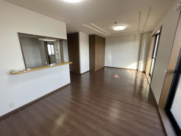 堺市西区草部のアパート