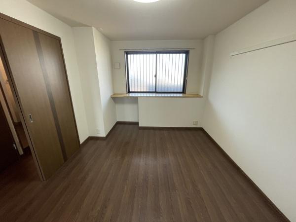 堺市西区草部のアパート