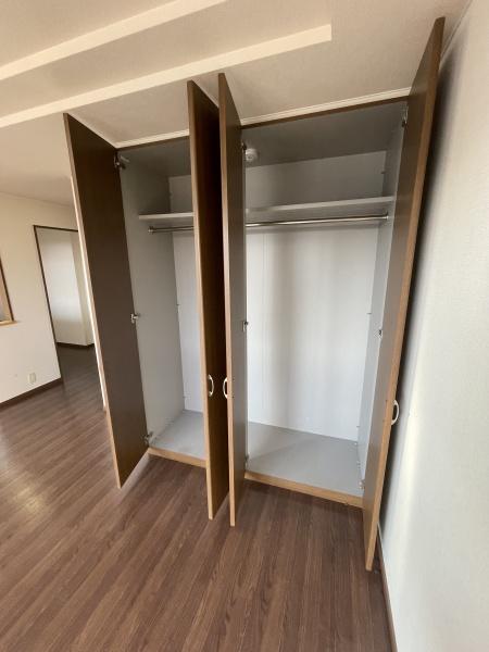 堺市西区草部のアパート