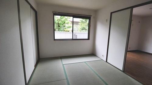グリーンピア和泉B棟