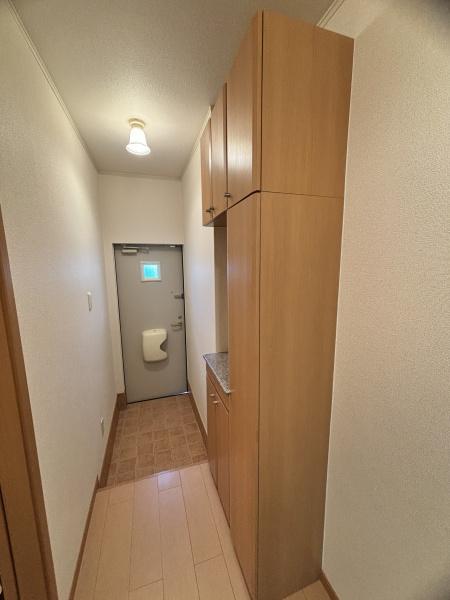 サニーハウス 菫(玄関)