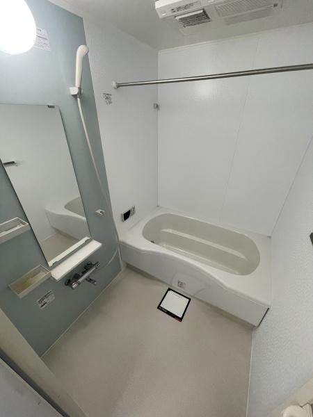 堺市西区原田のアパート(バス)