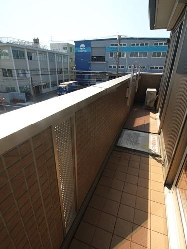 堺市西区浜寺石津町中１丁のアパート
