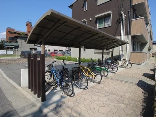 堺市西区浜寺石津町中１丁のアパート