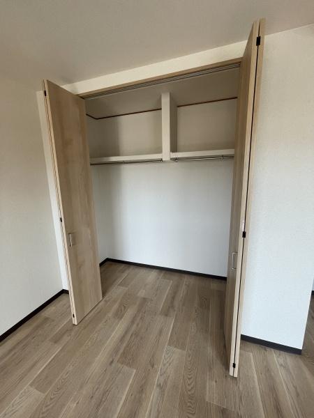 フレミール上マンション２