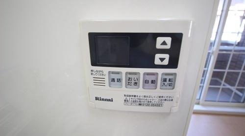 上参番館