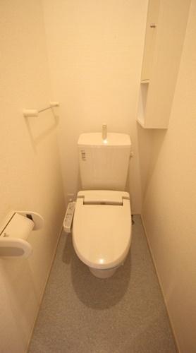 上参番館
