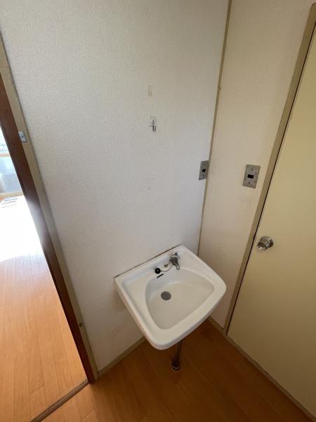 堺市西区菱木１丁のアパート