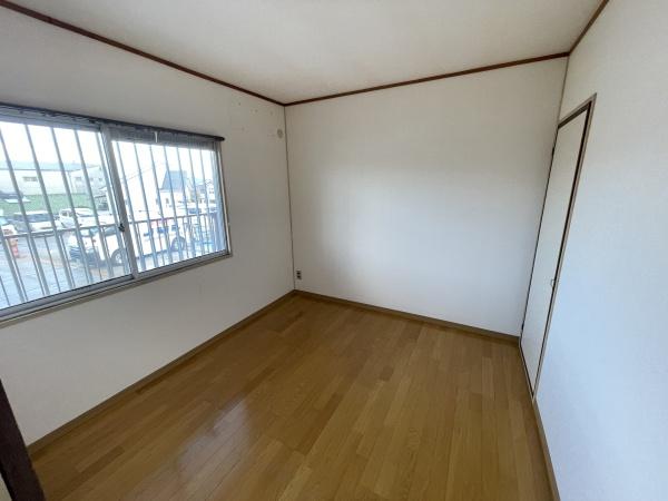 堺市西区菱木１丁のアパート