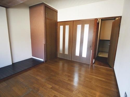 神野町1丁貸家