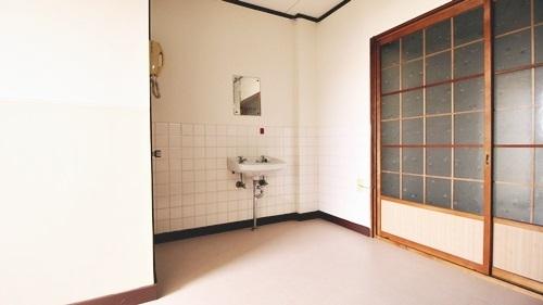 日高マンション