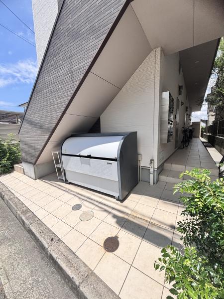 オリュザ