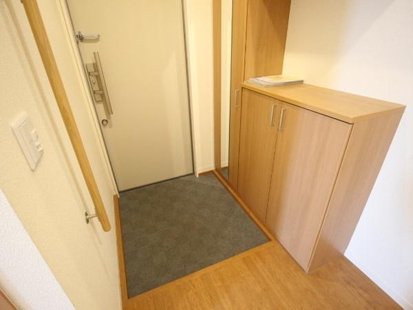 堺市西区上野芝町７丁のアパート