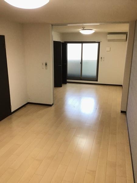 堺市西区浜寺石津町東２丁のアパート