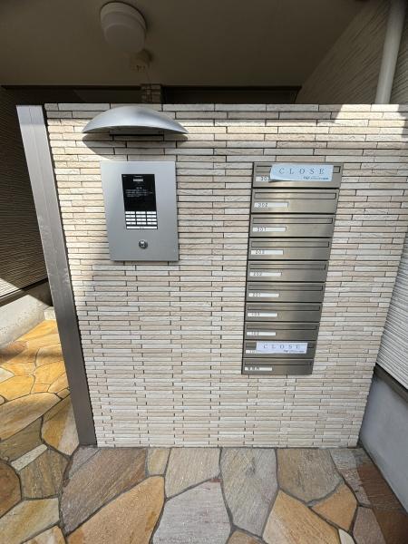 堺市西区浜寺石津町中５丁のアパート