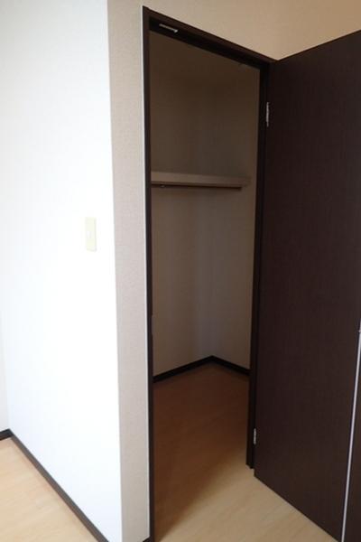 モンサント旭町