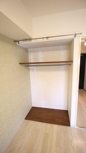 堺市西区鳳中町９丁のマンション