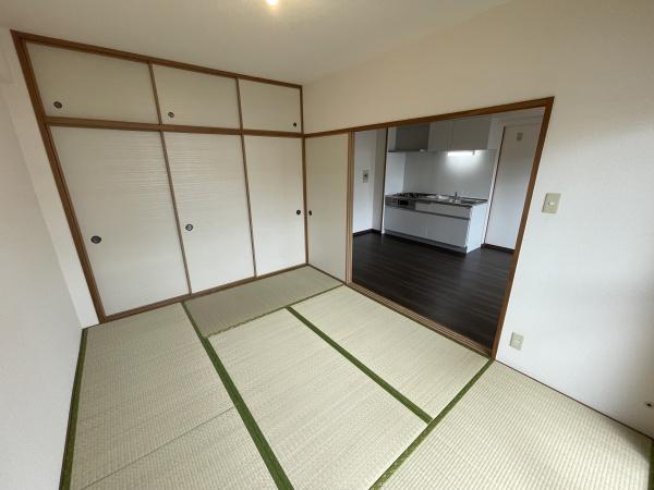 堺市西区上のマンション
