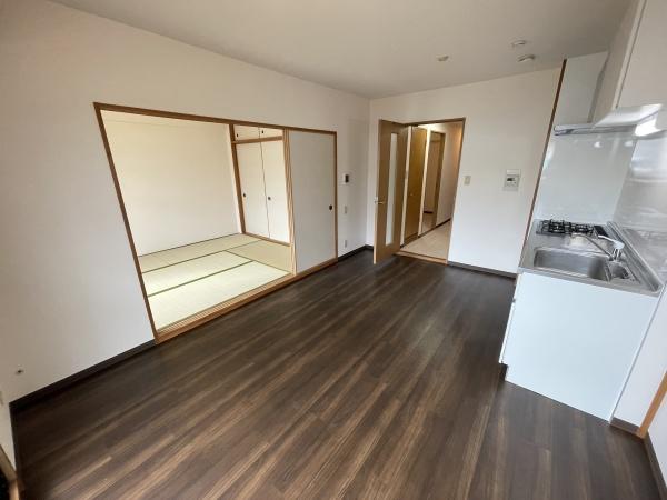 堺市西区上のマンション