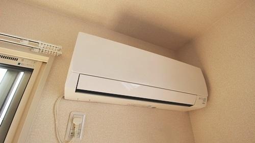 和泉市富秋町３丁目のアパート