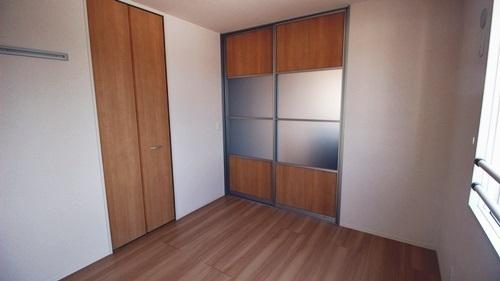 和泉市富秋町３丁目のアパート