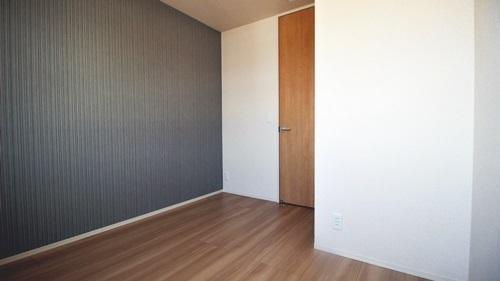 和泉市富秋町３丁目のアパート