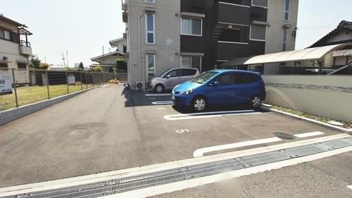 和泉市富秋町３丁目のアパート