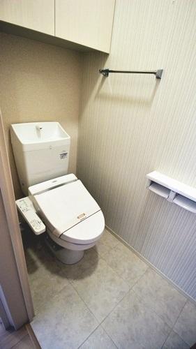 和泉市富秋町３丁目のアパート