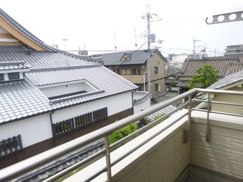 堺市西区津久野町３丁のアパート