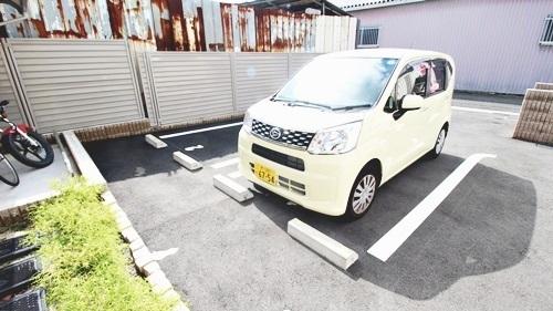 フェリオ津久野(駐車場)