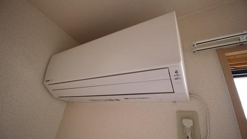 モアエクレール　A棟
