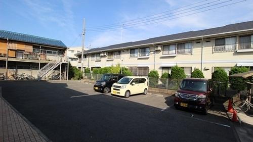 モアエクレール　A棟