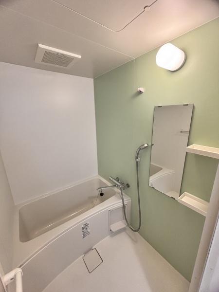 East　One