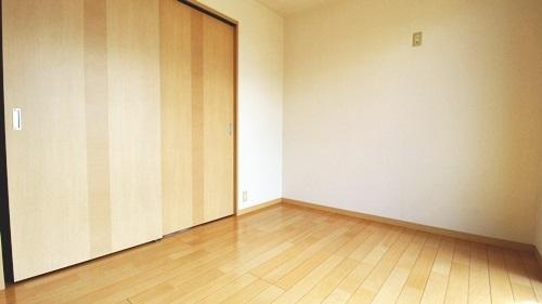 堺市西区草部のアパート